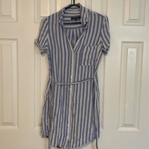 Dynamite shirt dress